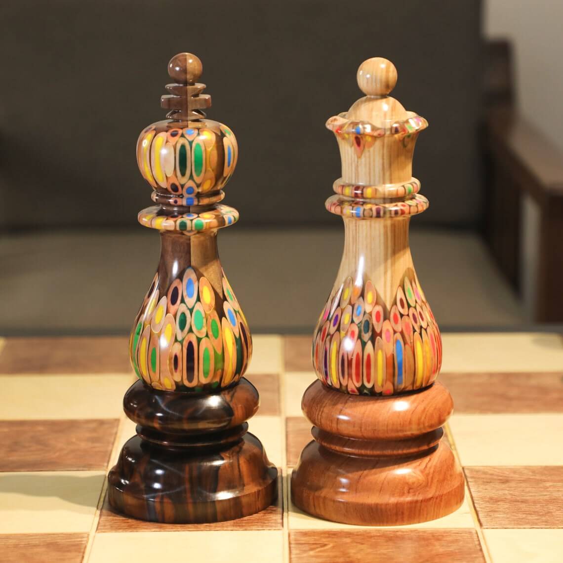 Full Set Giant Deluxe Chess Pieces with Board - High End Blended